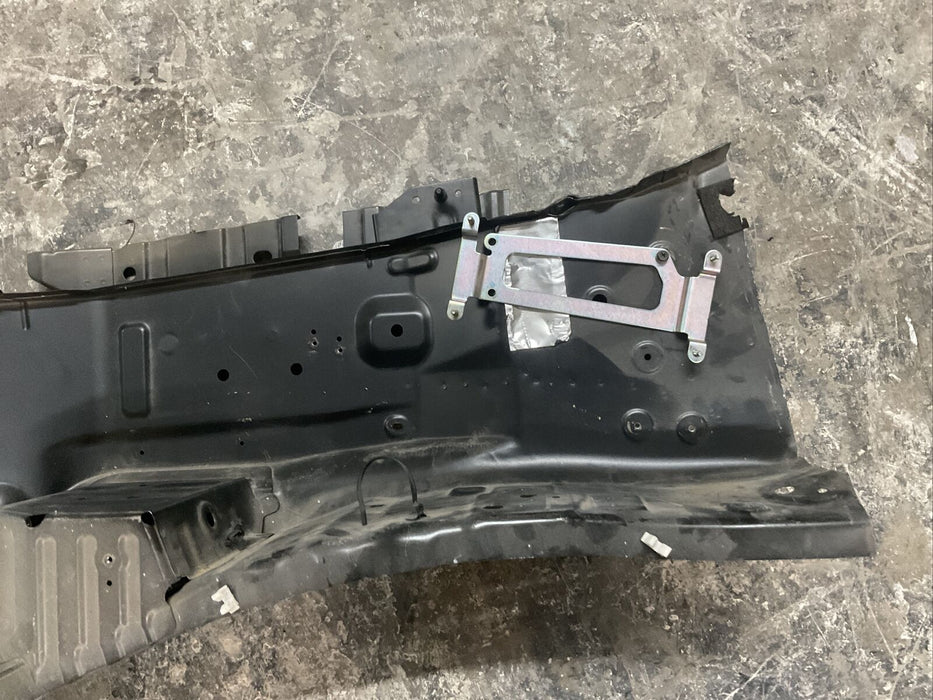 2016-2019 NISSAN TITAN XD FRONT RIGHT RH FRAME RAIL END APRON PILLAR CUT OEM