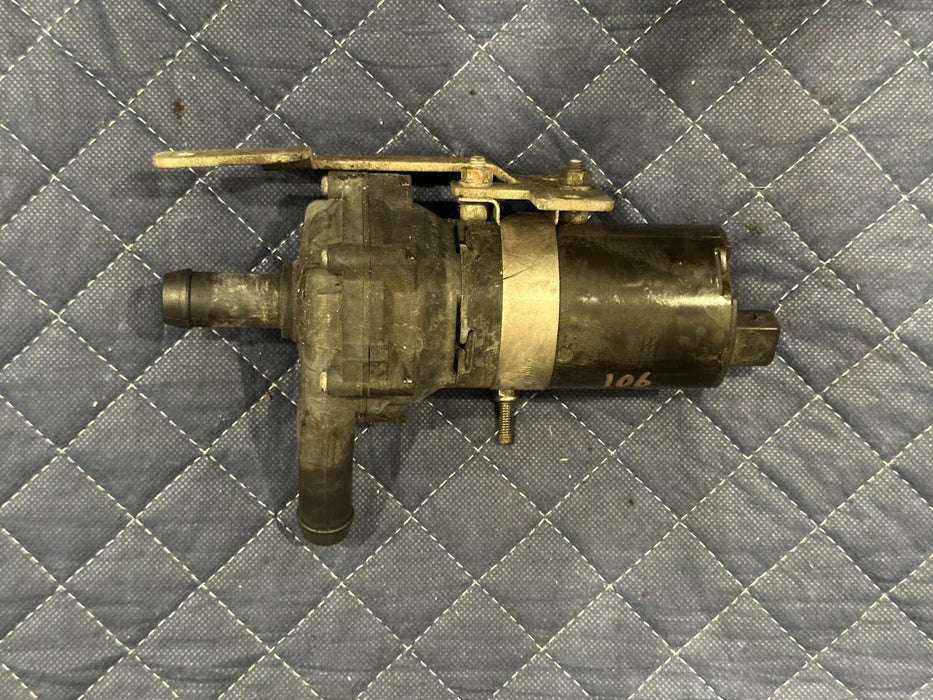 2014 AUDI R8 BOSCH ENGINE AUXILIARY WATER PUMP 0 392 022 002