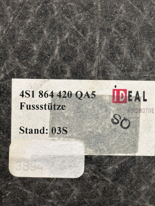 2021 AUDI R8 FRONT RIGHT FOOT REST SUPPORT TRIM COVER PAD PANEL 4S1 864 420