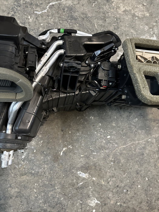 2020 2021 FORD F250 F350 DIESEL 6.7L HEATER CORE BOX HVAC OEM LC3H-19B555
