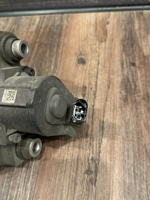 2021 AUDI R8 REAR LEFT EMERGENCY PARKING BRAKE CALIPER OEM 4S0 615 403 E