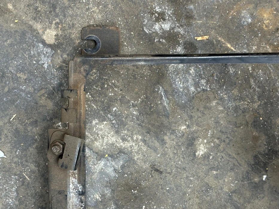 2014 AUDI R8 ECM ECU PCM RIGHT LOWER BRACKET MOUNT OEM 420 907 462 B