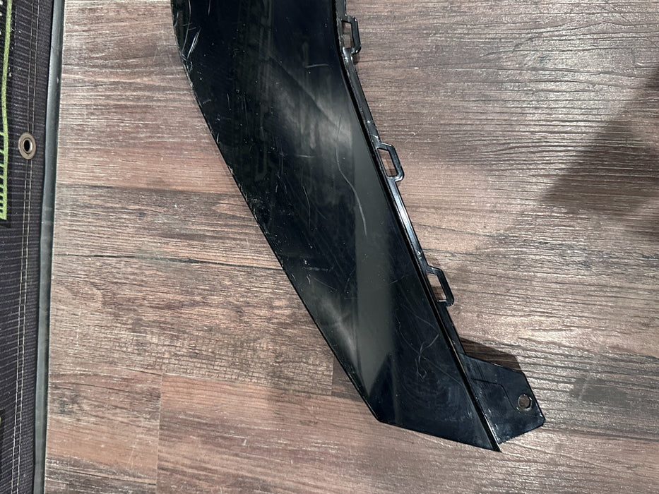 2021 2022 2023  AUDI RS6 FRONT LOWER BUMPER SPOILER TRIM 4K8 807 717 A