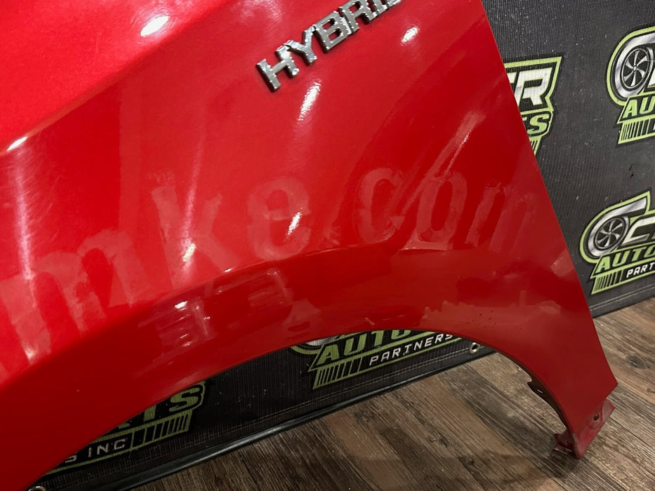 2014 TOYOTA PRIUS V FRONT DRIVER LEFT RED FENDER OEM *PAINT CHIPS/RESIDUE* (READ