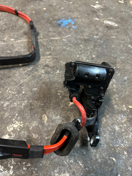 2020 BMW M4 F82 POSITIVE BATTERY CABLE W/TERMINAL JUNCTION BOX 61 12 9 348 763