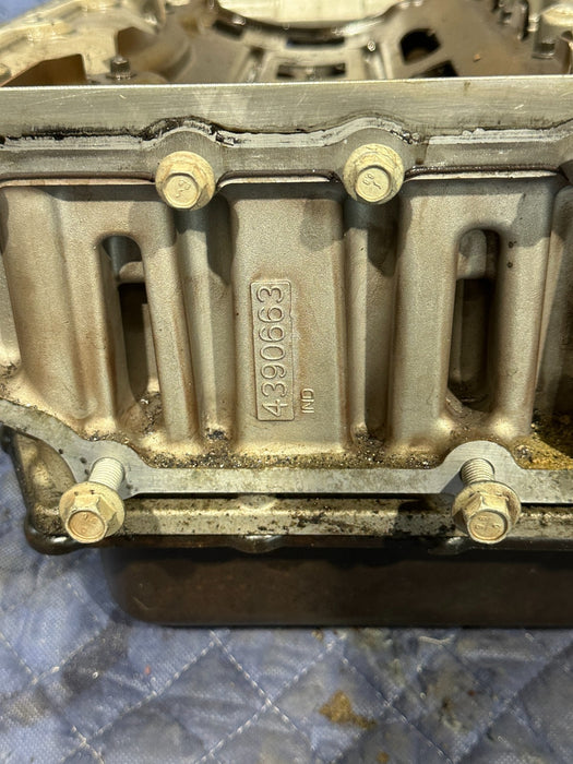 2017 NISSAN TITAN XD CUMMINS 5.0L UPPER OIL PAN OEM 4390663