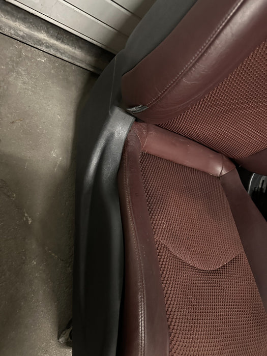 2010 NISSAN 370Z CONVERTIBLE FRONT LEFT DRIVER RIGHT PASSENGER SEATS BURGUNDY