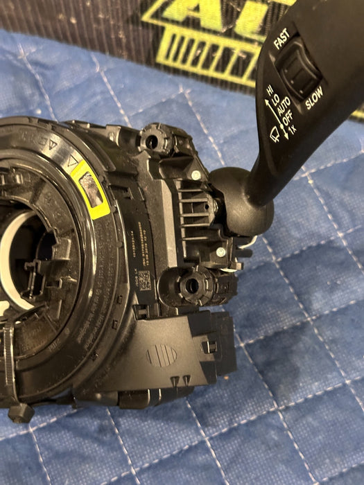 2015-2020 BMW M4 F82 TURN SIGNAL STEERING CONTROL ANGLE SENSOR CLOCK SPRING OEM