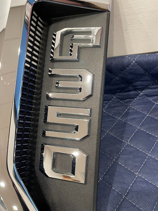2017-2019 FORD F350 XL DRIVER LEFT FENDER EMBLEM BADGE OEM HC3B-45000A73