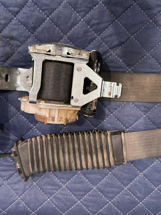 2018 2019 FORD F250 F350 F450 LARIAT FRONT RIGHT PASSENGER SEATBELT OEM