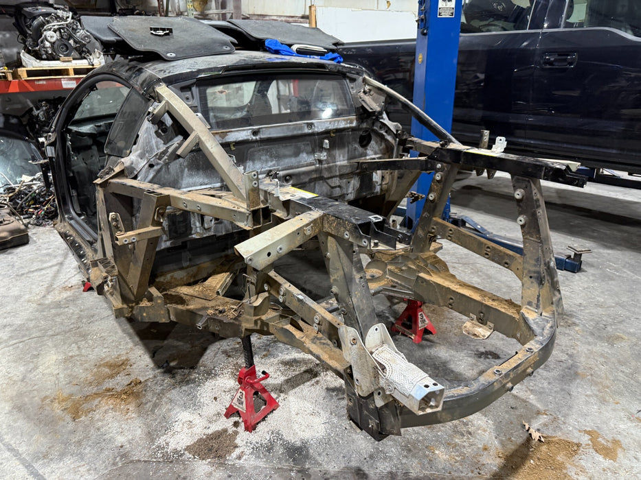 2014 AUDI R8 V10 PLUS SHELL CHASSIS FRAME ASSEMBLY SKELETON ROOF GLASS OEM