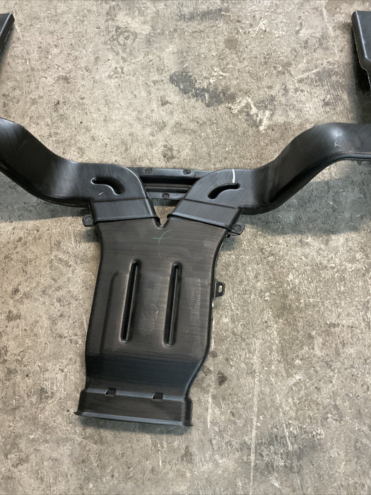 2017-2020 FORD F250 F350 SUPER DUTY CAB UNDER FRONT SEAT AIR FLOW DUCT TUBE OEM