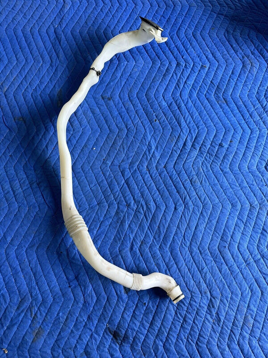 2011 BMW 550i F10 5 SERIES WINDSHIELD WASHER BOTLE FILLER NECK HOSE OEM 7203270