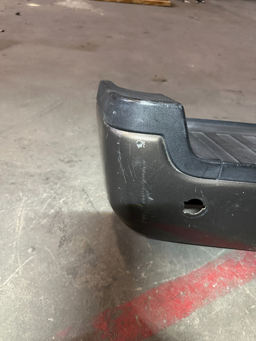 2017-2019 FORD F250 REAR BUMPER ASSEMBLY OEM (READ/SLIGHT SCUFFS SCRATCHES)