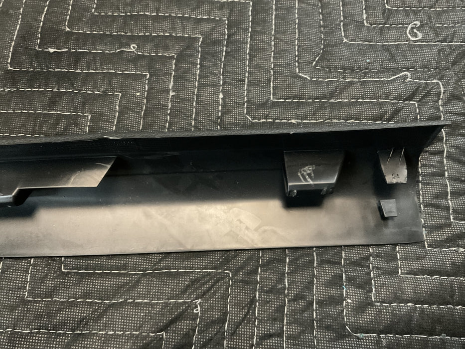 2017 MERCEDES-BENZ C63 AMG CABRIOLET FRONT LEFT KICK PANEL TRIM OEM *SCRATCHES*