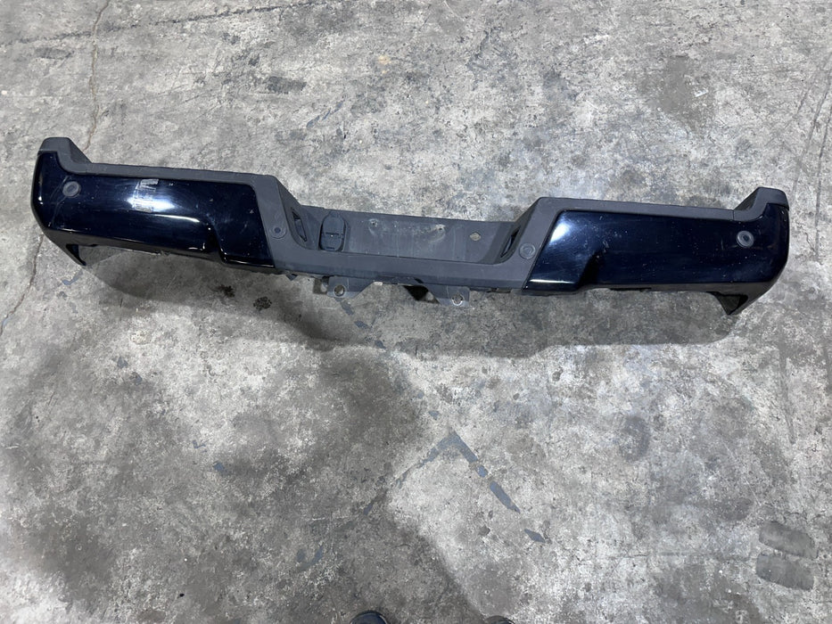 2017-2022 FORD F250 F350 F450 REAR BUMPER W SENSOR HARNESS OEM *READ
