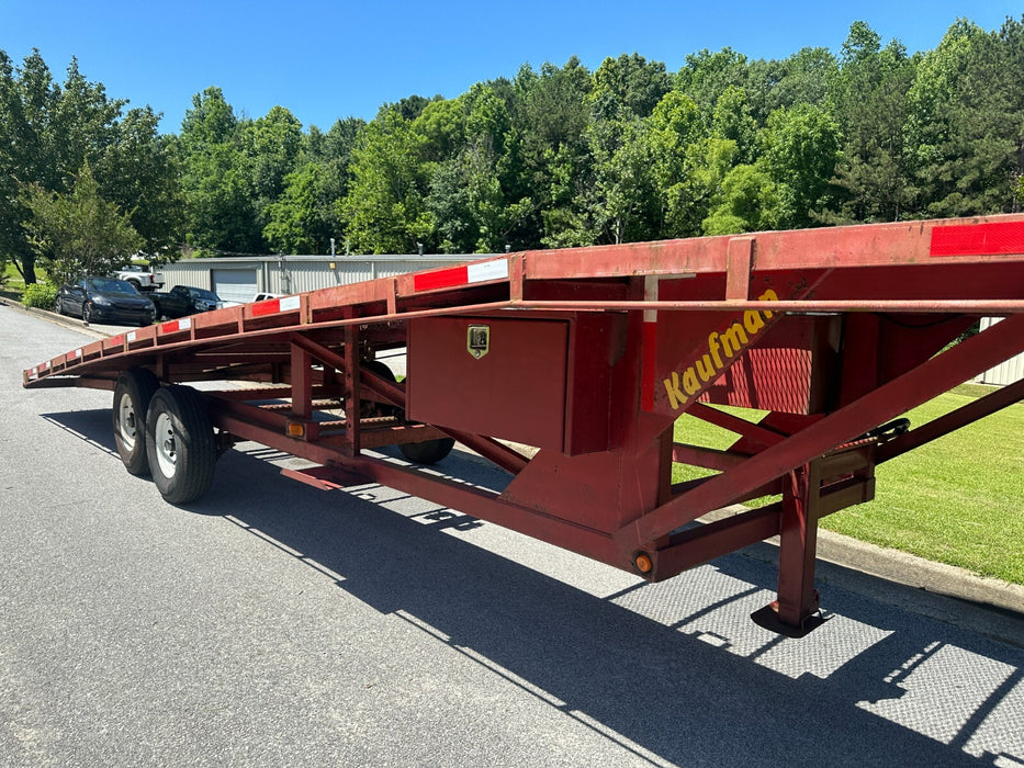 2002 Kaufman 35' Wedge Car Hauler Trailer