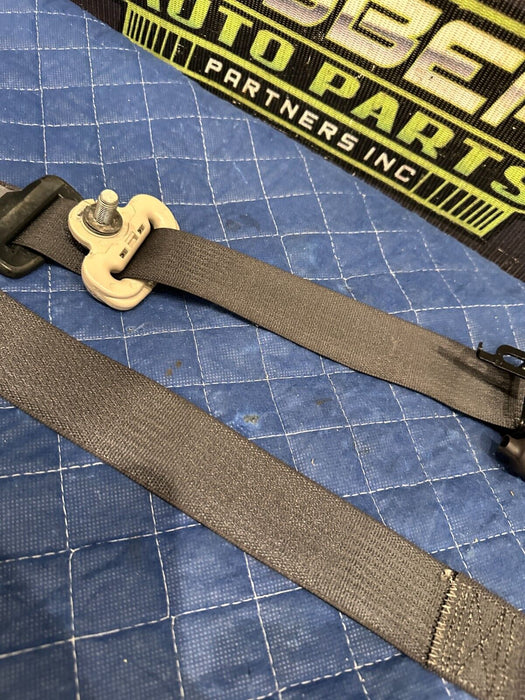 2017 RAM 3500 LARAMIE FRONT PASSENGER RIGHT SEAT BELT RETRACTOR BLACK OEM