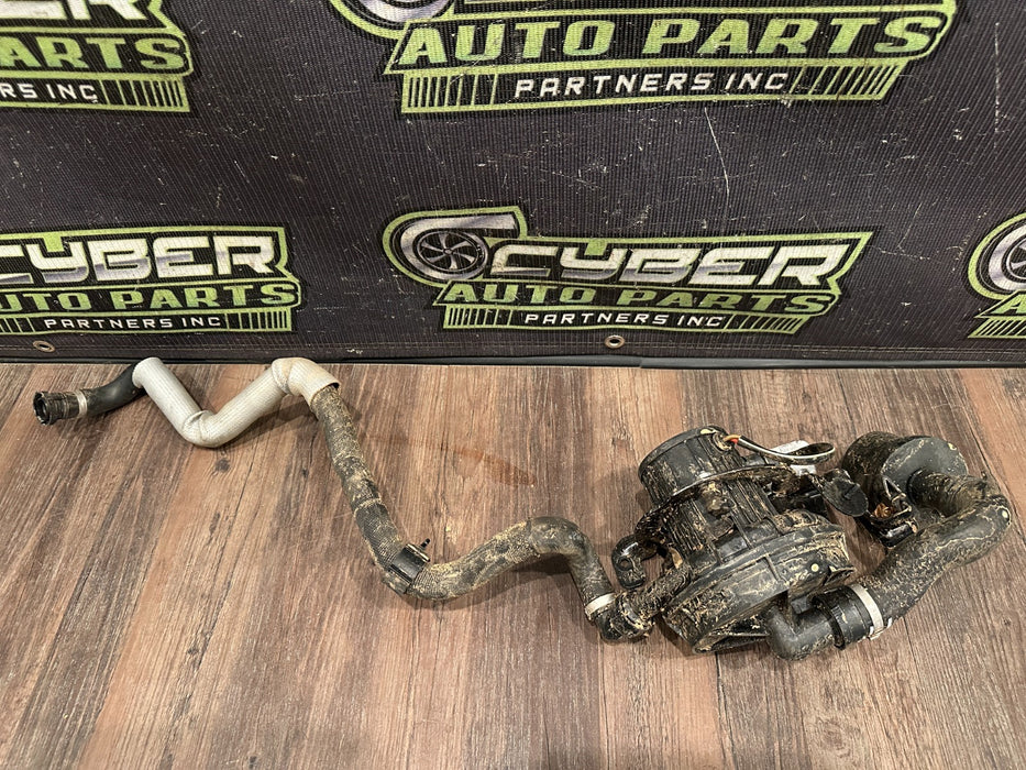 2017 AUDI R8 LEFT SECONDARY AIR INJECTION PUMP OEM 4S0 906 601