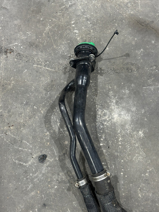 2017-2019 FORD F250 F350 DIESEL SUPERDUTY FUEL TANK FILLER NECK OEM HC34 9034 DB