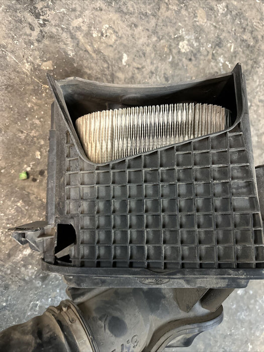 2017-2019 FORD F250 F350 F450 INTAKE OEM DIESEL ~TABS ARE BROKEN~