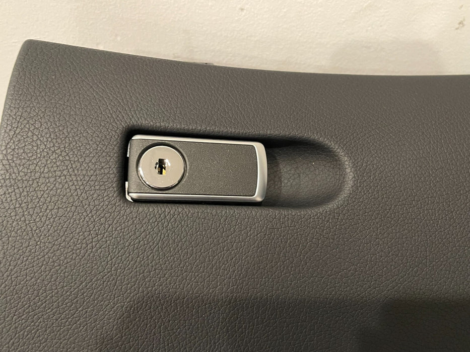 2019 MERCEDES BENZ E63S AMG FRONT DASH GLOVE BOX STORAGE COMPARTMENT OEM