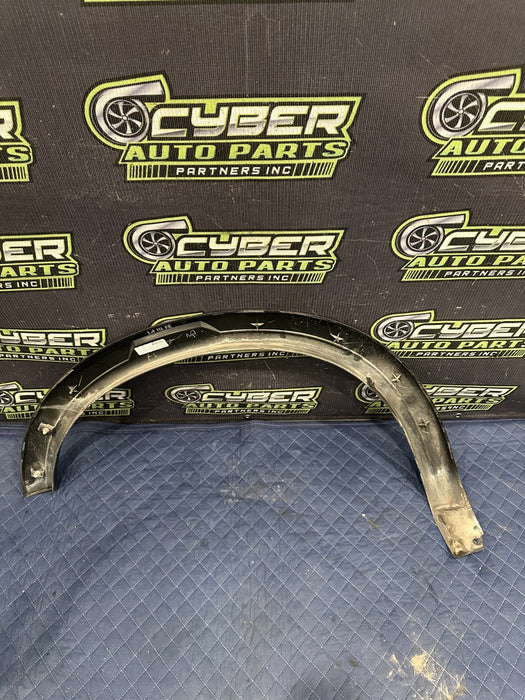 2017 NISSAN TITAN XD FRONT RIGHT FENDER FLARE MOULDING OEM 63810 EZ50A *READ*