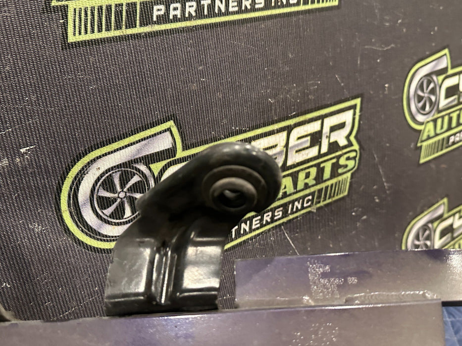 2014 AUDI R8 FRONT RIGHT FRAME RAIL BRACE FENDER MOUNT BRACKET 420 805 358 C