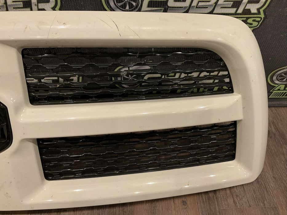 2017 DODGE RAM 2500 FRONT PEARL WHITE GRILLE OEM ~COSMETIC SCRATCHES~