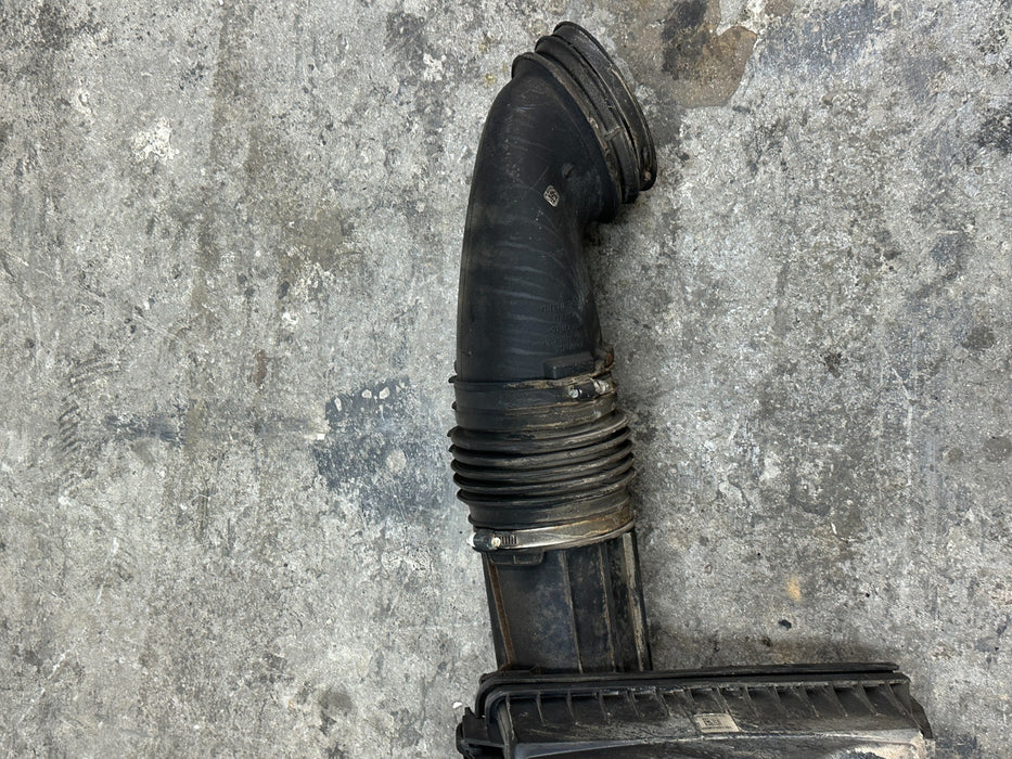 2020-2022 FORD F250 F350 F450 ENGINE AIR CLEANER INTAKE COMPLETE OEM DIESEL