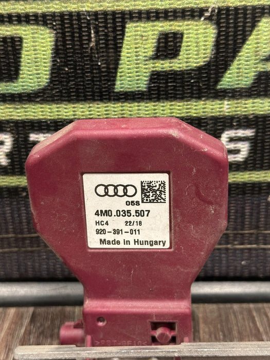 2017-18 AUDI R8 MOBILE PHONE ANTENNA OEM 4M0 035 507