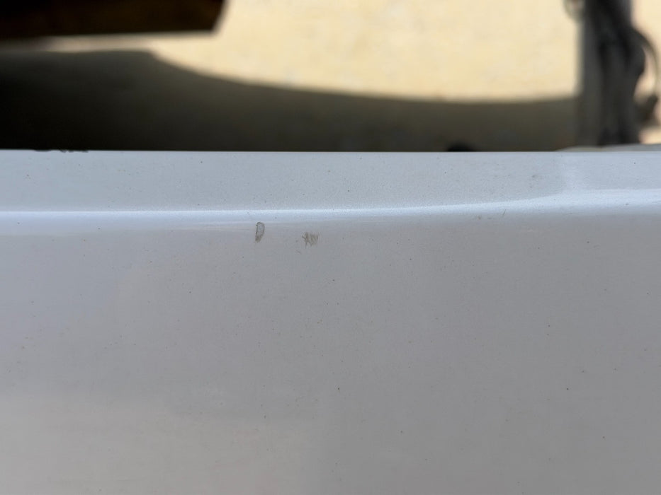 2017-2022 FORD F250 F350 KING RANCH PEARL WHITE 2 TONE PASSENGER FENDER (UG, H5)