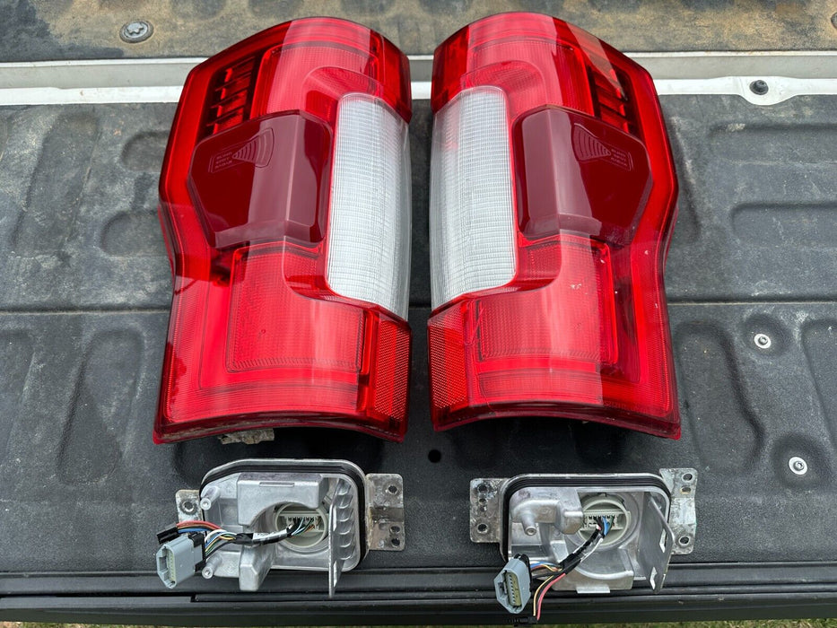 2017 2018 2019 FORD F250 F350 F450 PLATINUM LED TAIL LIGHTS PAIR W/ BRACKETS OEM