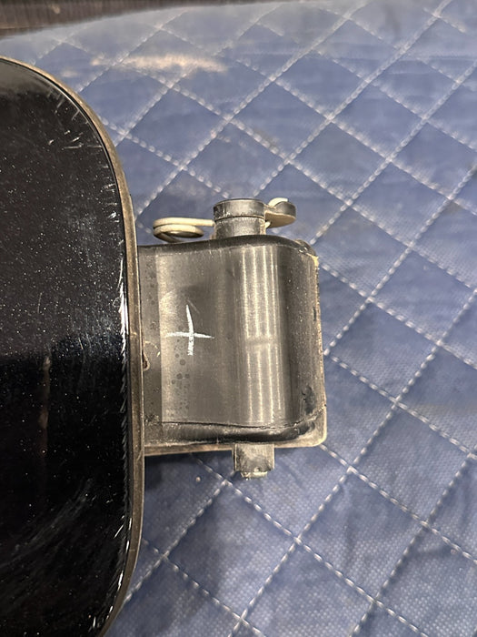 2017-2022 FORD F250 F350 DIESEL 6.7L BLACK FUEL GAS DOOR LID CAP OEM MINOR SCUFF