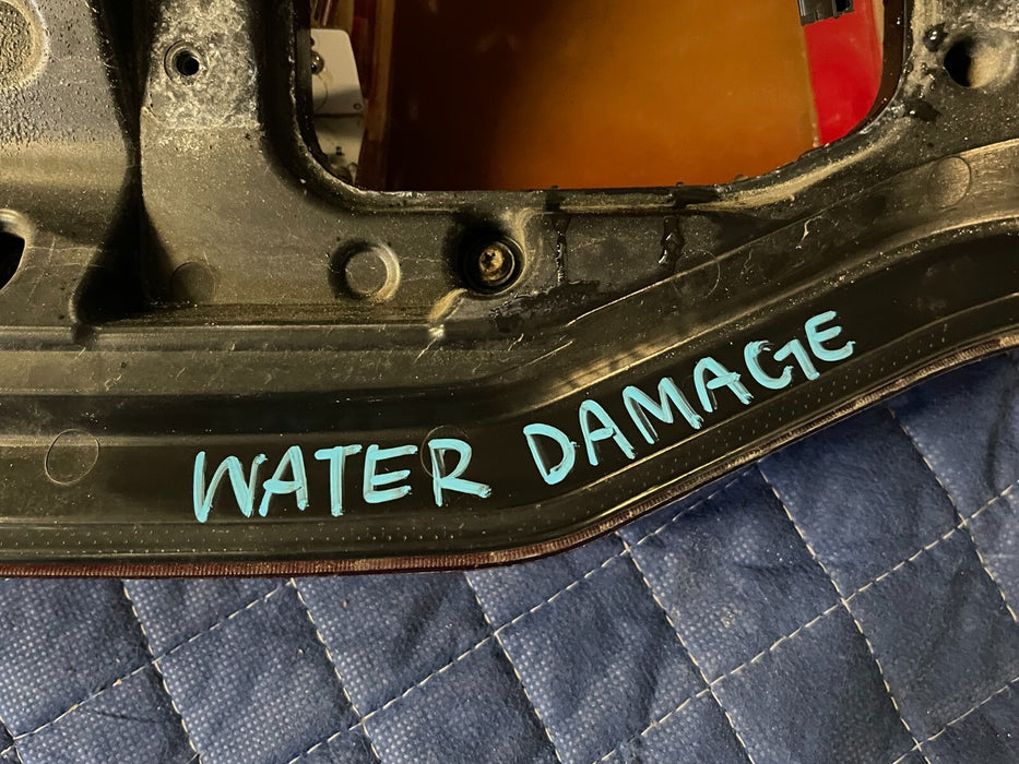 2017-2019 FORD F250 F350 F450 PASSENGER RIGHT TAIL LIGHT OEM *WATER DAMAGE*