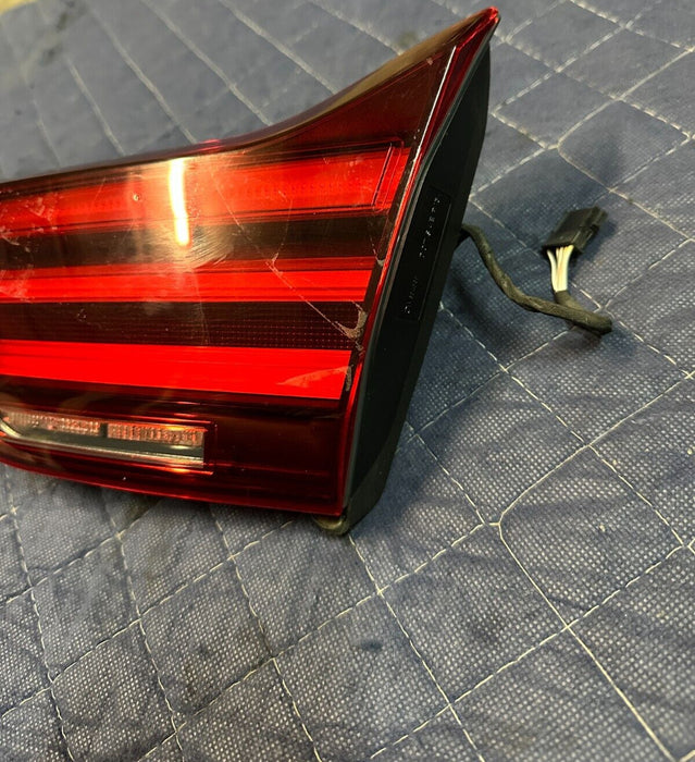 2015-2020 BMW M4 F82 COUPE RIGHT PASSENGER INNER TRUNK TAIL LIGHT 63219491590