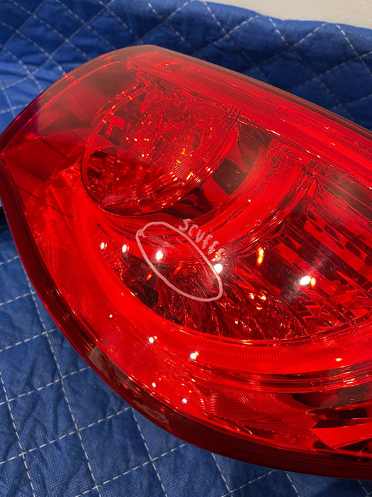 2017 INFINITI Q50 RED SPORT REAR PASSENGER RIGHT TAIL LIGHT OEM *MINOR SCUFFS*