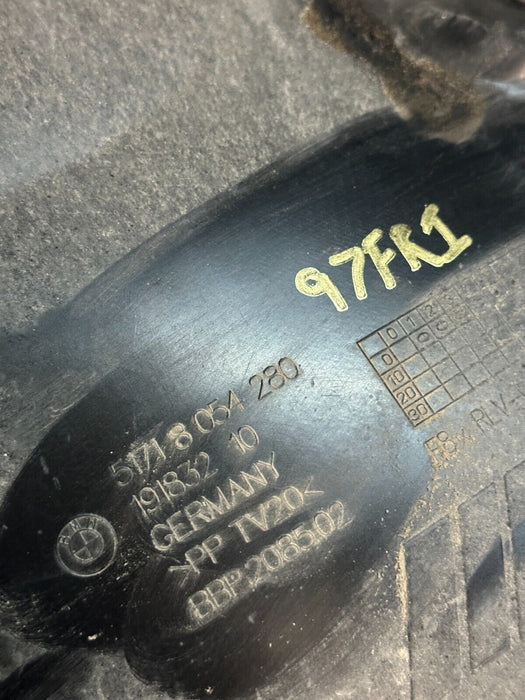 2020 BMW M4 F82 FRONT PASSENGER RIGHT FENDER LINER SET