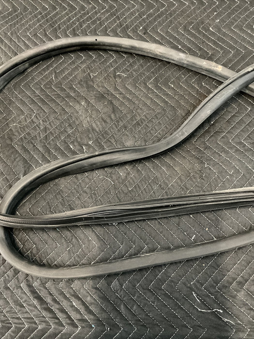 2016 NISSAN TITAN XD REAR LEFT DRIVER DOOR SEAL WEATHER STRIP OEM