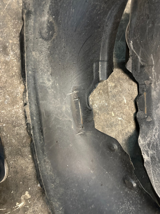 2018 FORD F250 F350 FRONT LEFT RIGHT WHEEL WELL LINER PAIR HC3J 16F099 AC