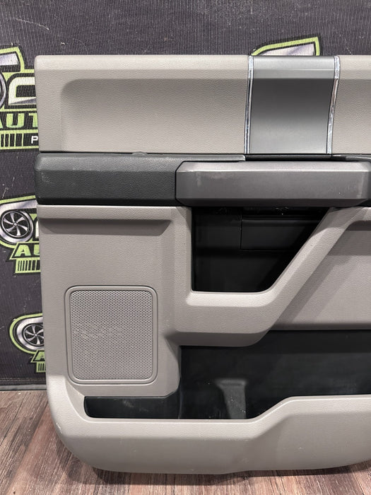 2017 FORD F250 F350 F450 XLT REAR PASSENGER RIGHT DOOR PANEL OEM *WEARS/READ*