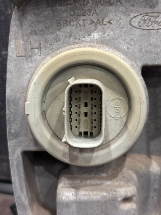 2020-2022 FORD F250 F350 F450 DRIVER LEFT TAIL LIGHT MODULE W BRACKET OEM