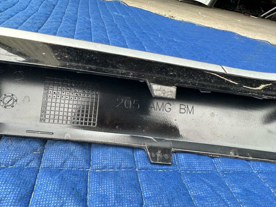 2015-2017 MERCEDES-BENZ C63 CLS63 FRONT BUMPER CARBON FIBER COVER 2058851874 OEM