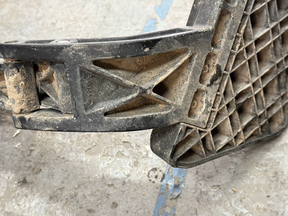 2016 2018 2019 NISSAN TITAN XD PRO-4X REAR BUMPER STEP ASSIST 999T7 W4820