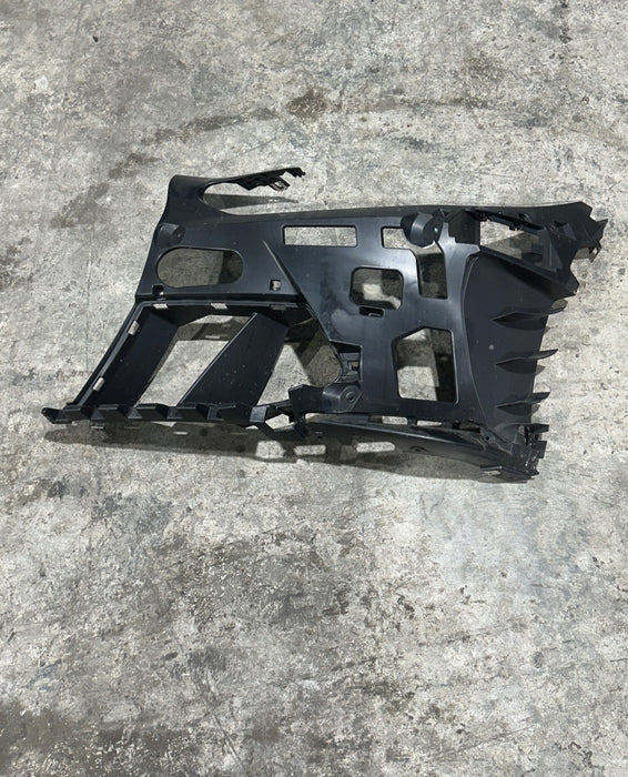 2024 BMW M3 M4 G80 G82 FRONT BUMPER LEFT RETAINER BRACKET OEM 51118069415