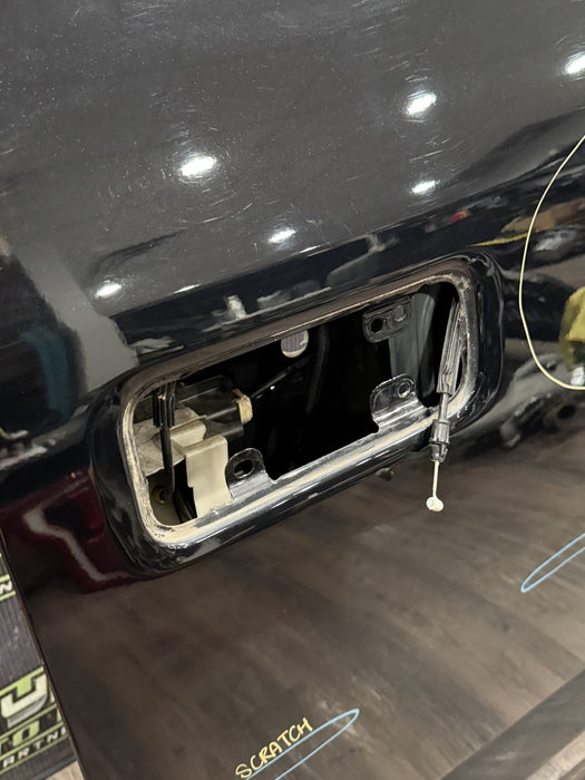 2019 FORD F150 RAPTOR REAR RIGHT DOOR SHELL (G1) OEM *COSMETIC FLAWS 9-15*