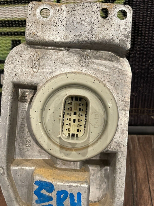 2017-2019 FORD F250 F350 F450 LEFT RIGHT TAILIGHT BLIND SPOT BRACKETS ONLY OEM