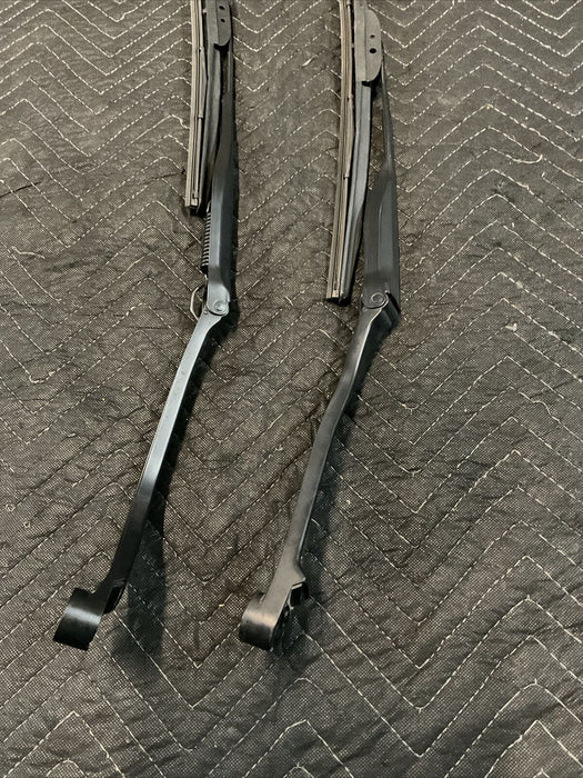 2016 NISSAN 370Z CONVERTIBLE WINDSHIELD WIPERS PAIR OEM 2009-2020