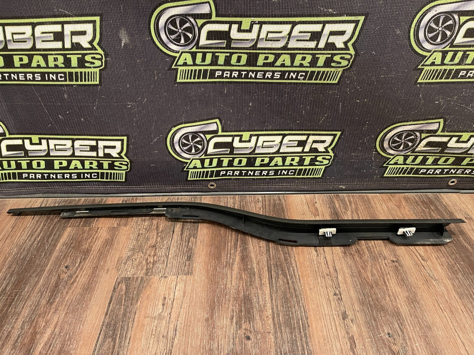 2017-2022 FORD F250 F350 F450 FRONT RIGHT DOOR WEATHER STRIP OEM *RESIDUE/READ*