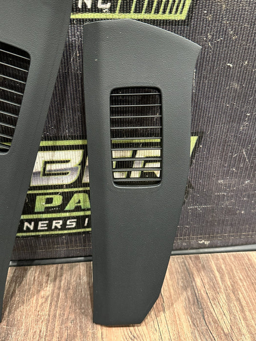2017 AUDI R8 LEFT RIGHT DASH DASHBOARD END CAPS OEM